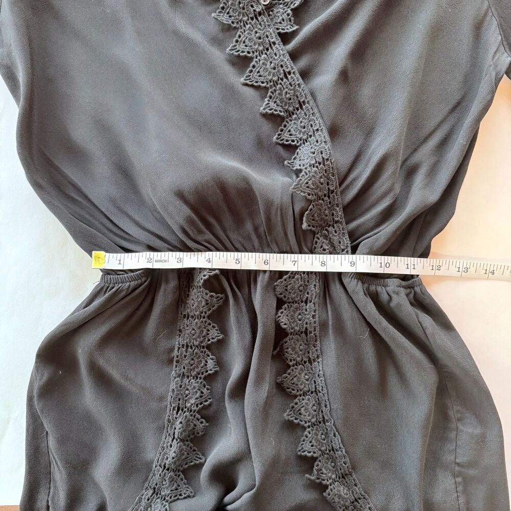 NWT Anthropologie Elevenses Lace-Trimmed Romper 3/4 Sleeves V-Neck in Black Sz M - Picture 14 of 15